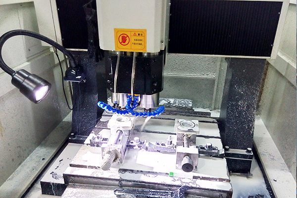 機(jī)加工廠家的智能制造解決方案(智能加工生產(chǎn)線百度百科) 機(jī)加工廠家的智能制造解決方案(智能加工生產(chǎn)線百度百科)(圖1)