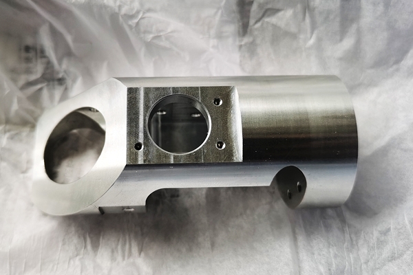 高精度機械零件制造，助力智能制造時代(高精度機加工零件制造)