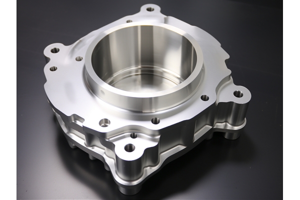 精密零件加工的設(shè)計原則(典型精密零件機械加工工藝分析及實例)